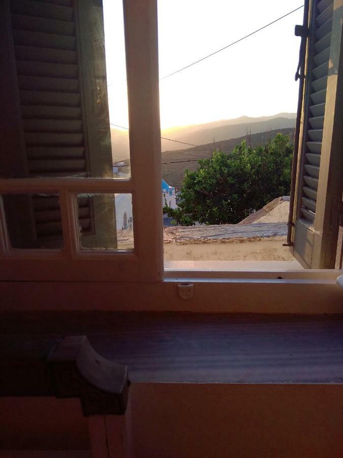 Kalloni  70M2 Neoclassic Villa, Excellent Location Great View Last House Of Village מראה חיצוני תמונה